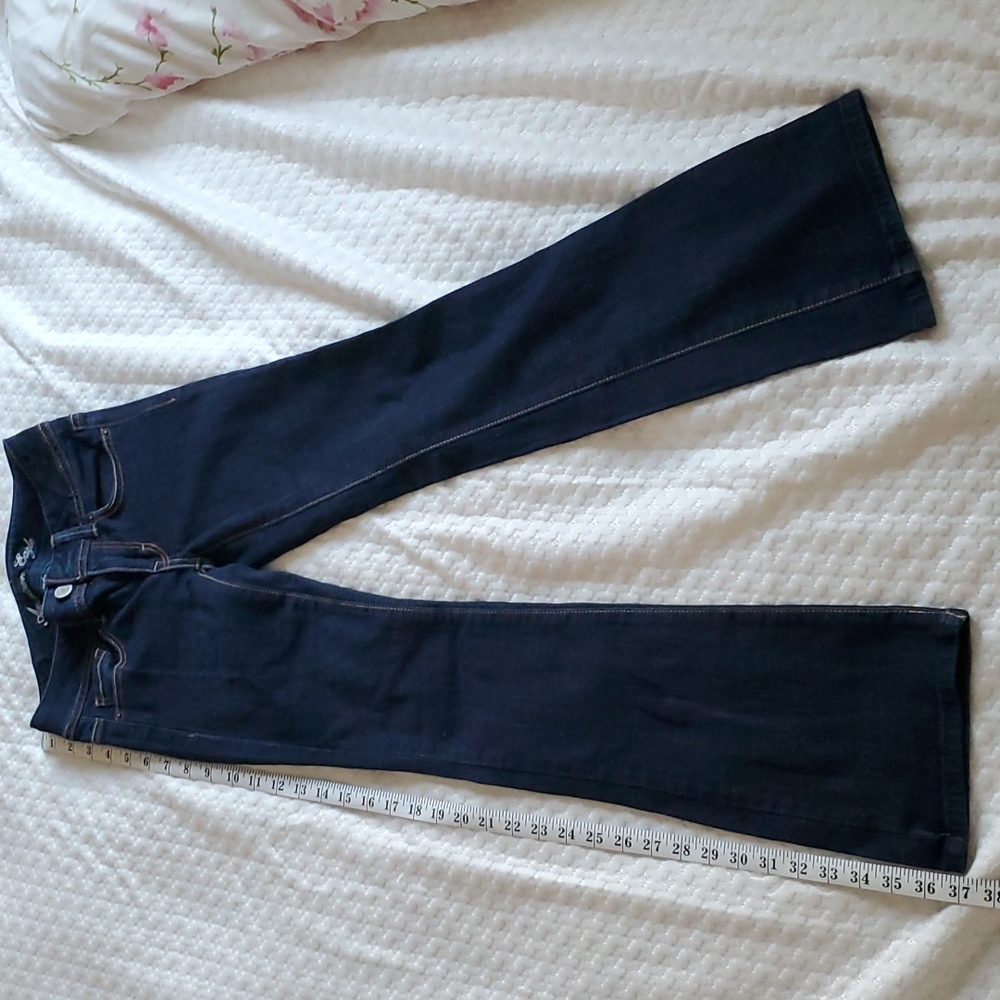 American eagle dark blue jeans.. size 00  original boot cut